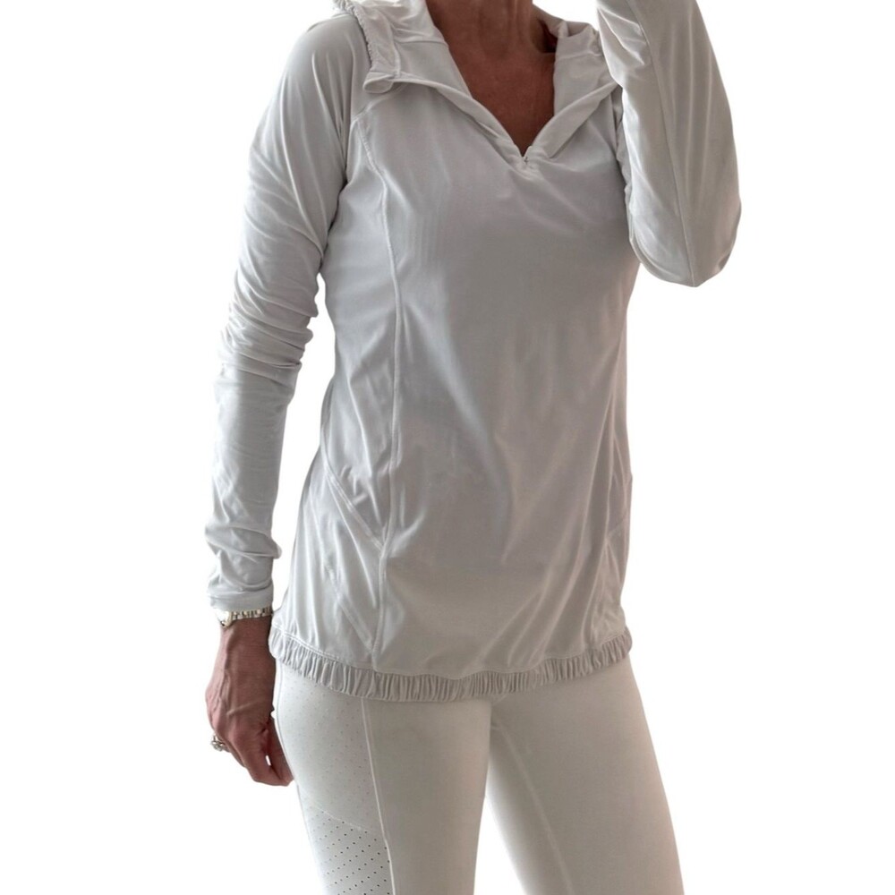 Lululemon Base Runner Hoodie White/Gray 1/2 Zip Ruched Ruffle Hem Vent